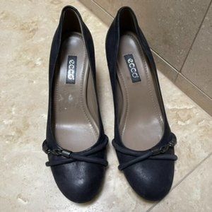 Ecco leather pumps size 36